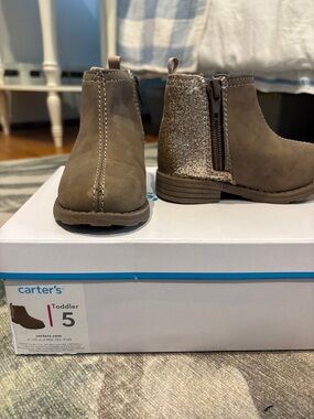 Toddler size 5 Carter's Toddler Ankle Boots with Glitter Heel - Taupe EUC